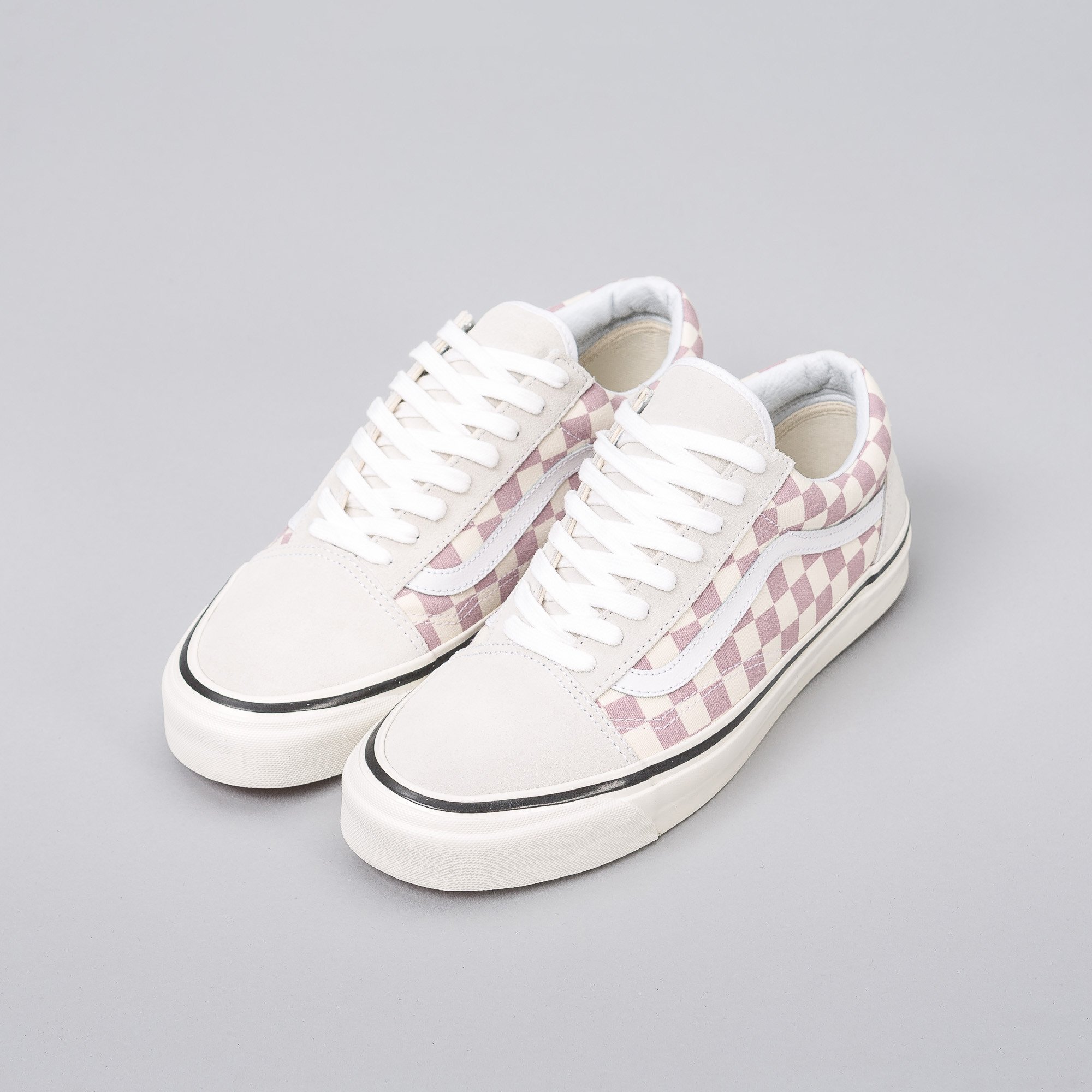pink and white checkered old skool vans